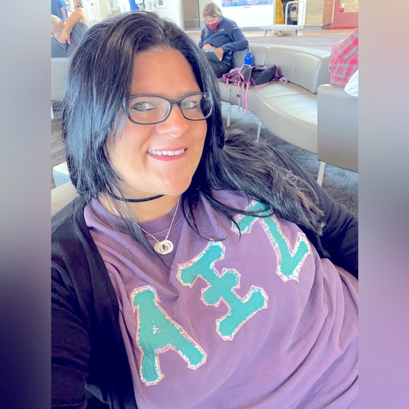 Meet your Posher, Shannan - Picture 1 of 1